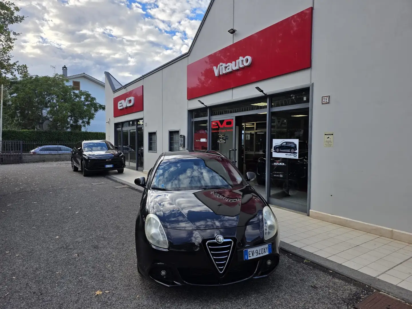 Alfa Romeo Giulietta Giulietta III 2010 1.6 jtdm(2) Zwart - 1