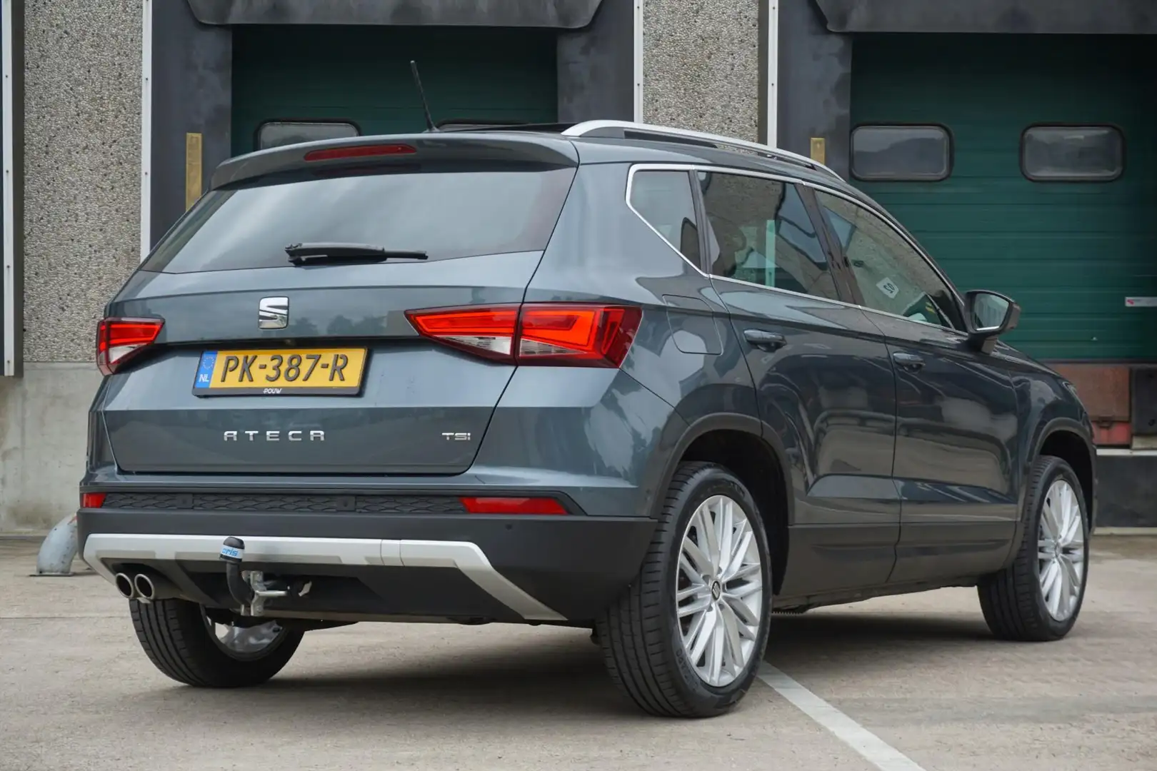 SEAT Ateca 1.4 EcoTSI 150pk DSG Xcellence | Trekhaak Afneemba Gris - 2