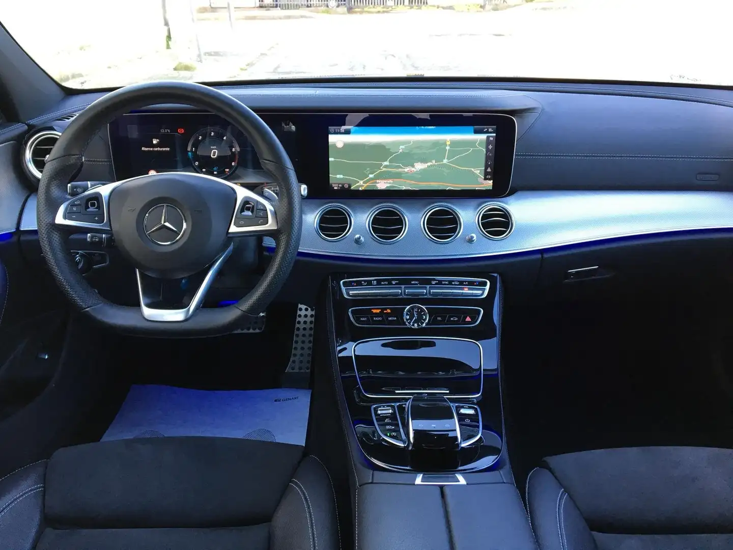 Mercedes-Benz E 220 Classe+E+-+W213+Berlina+d+AMG+Line+auto Nero - 1