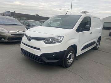 MEDIUM 1.2L 110 VVT-I BVM6 DYNAMIC