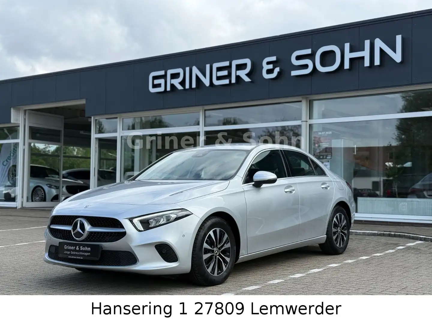 Mercedes-Benz A 180 Limousine,Virtual,R-Kamera,Shz,3,49% Plateado - 1
