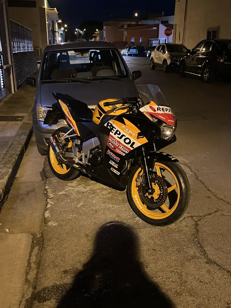 Honda CBR 125 repsol Arancione - 2