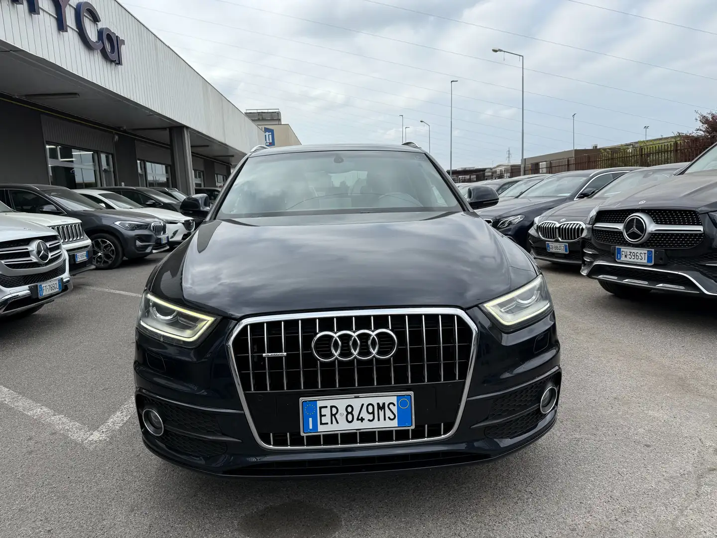 Audi Q3 2.0 tfsi SLINE quattro 170cv s-tronic / S LINE Szürke - 2