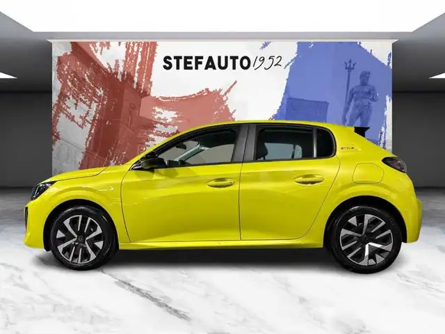 Peugeot 208 view 3