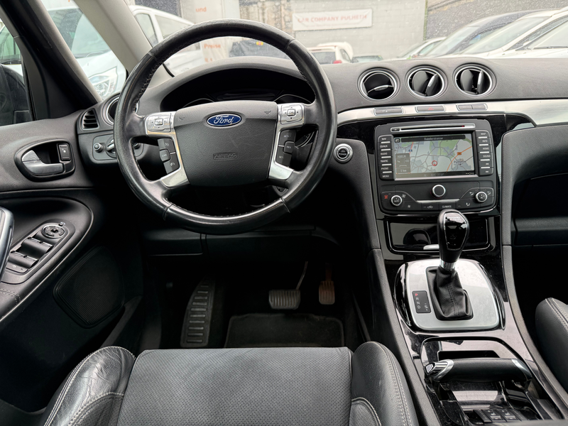 Ford S-Max Titanium Automatik*1.Hand*Gewerbe/Export* — photo 7