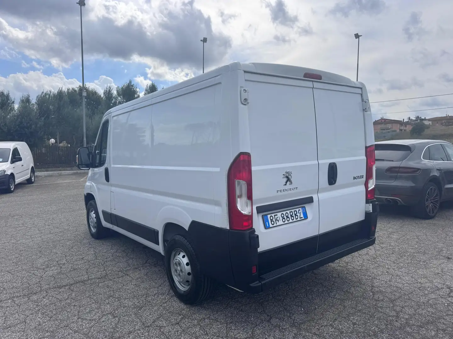 Peugeot Boxer 330 2.2 bluehdi 140cv S&S L1H1 Affaire Blanc - 2