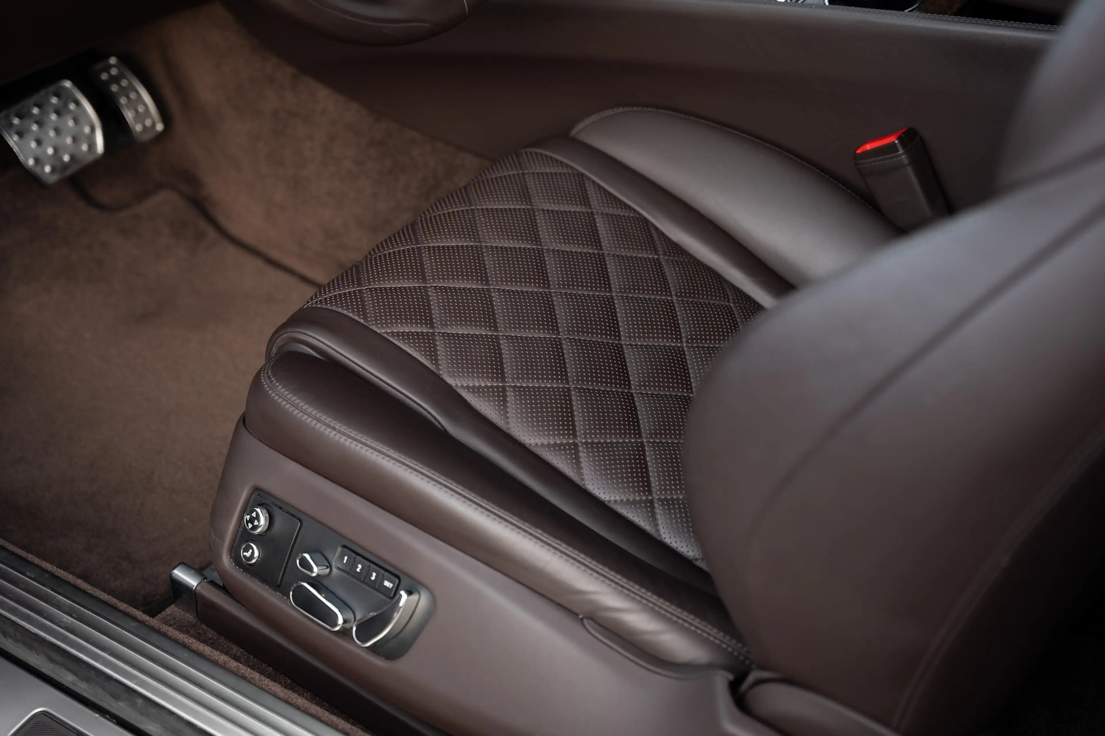 Bentley Continental GT Speed 6.0 BiTurbo W12 — photo 11