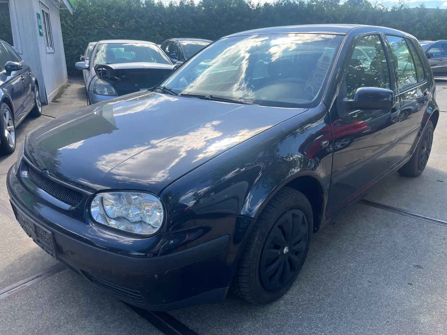 Volkswagen Golf 4 IV 1.4 Euro4 Klima 5-Türer *Tüv 04/2026* Schwarz - 1