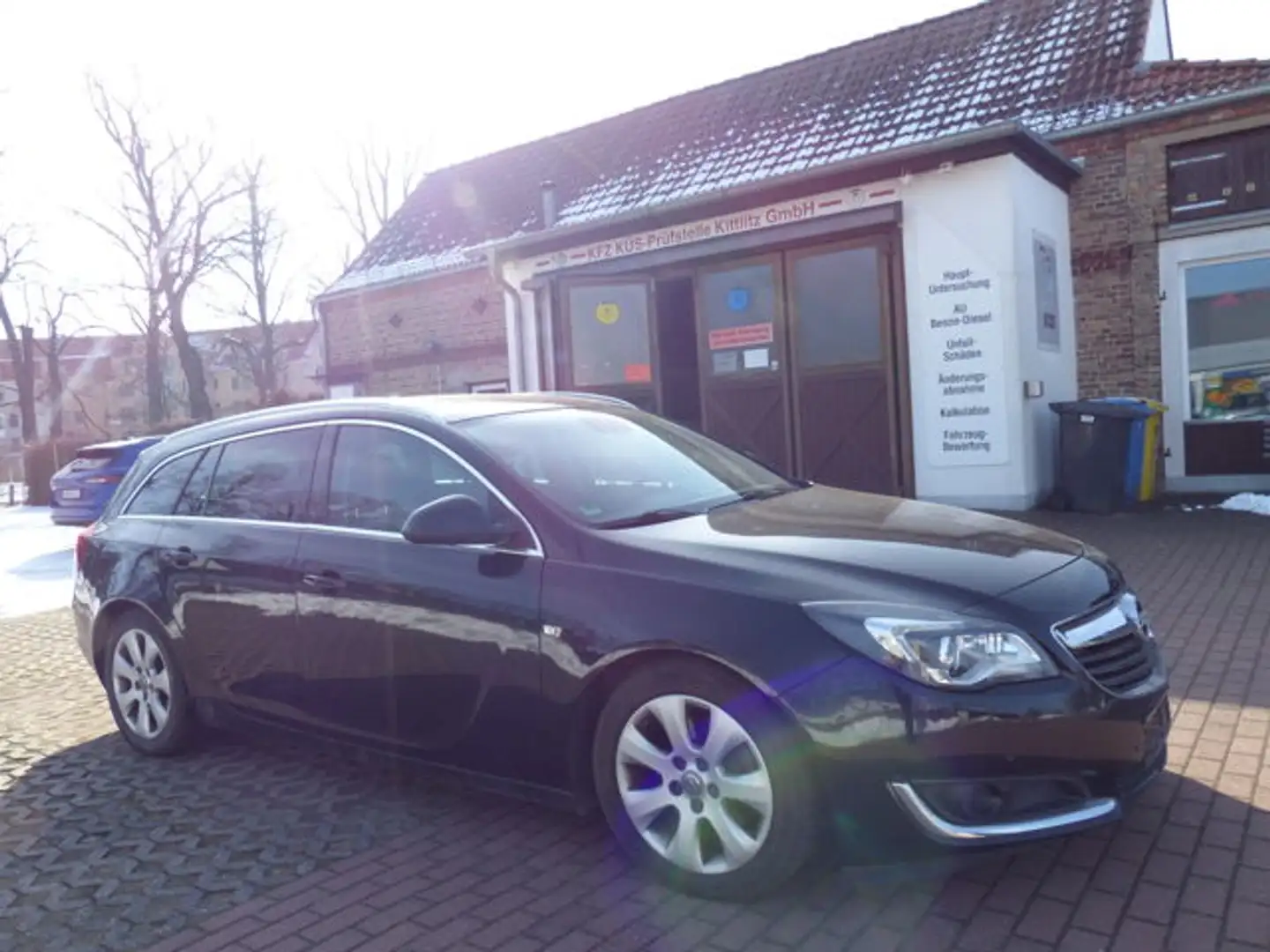 Opel Insignia ST CDTI Autom. Tempo.,Sitzh.,Navi,Xenon Schwarz - 2