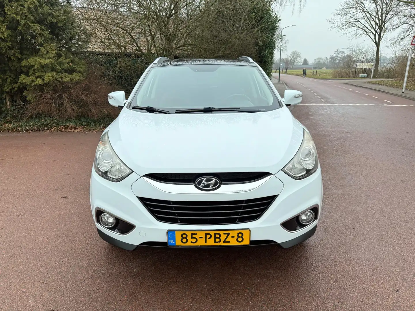 Hyundai iX35 2.0i Style / Airco / Pano / NAP / Aux / Trekhaak / Weiß - 2