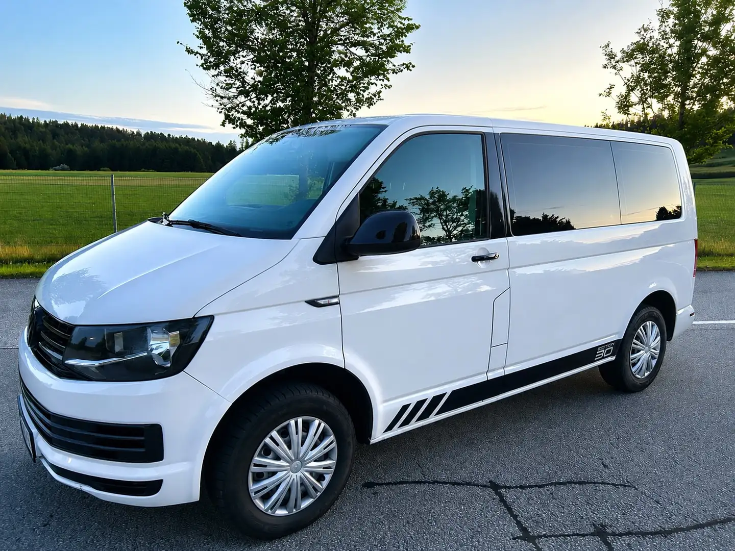 Volkswagen T6 Transporter Kastenwagen KR 2,0 TDI 4Motion BMT - 2