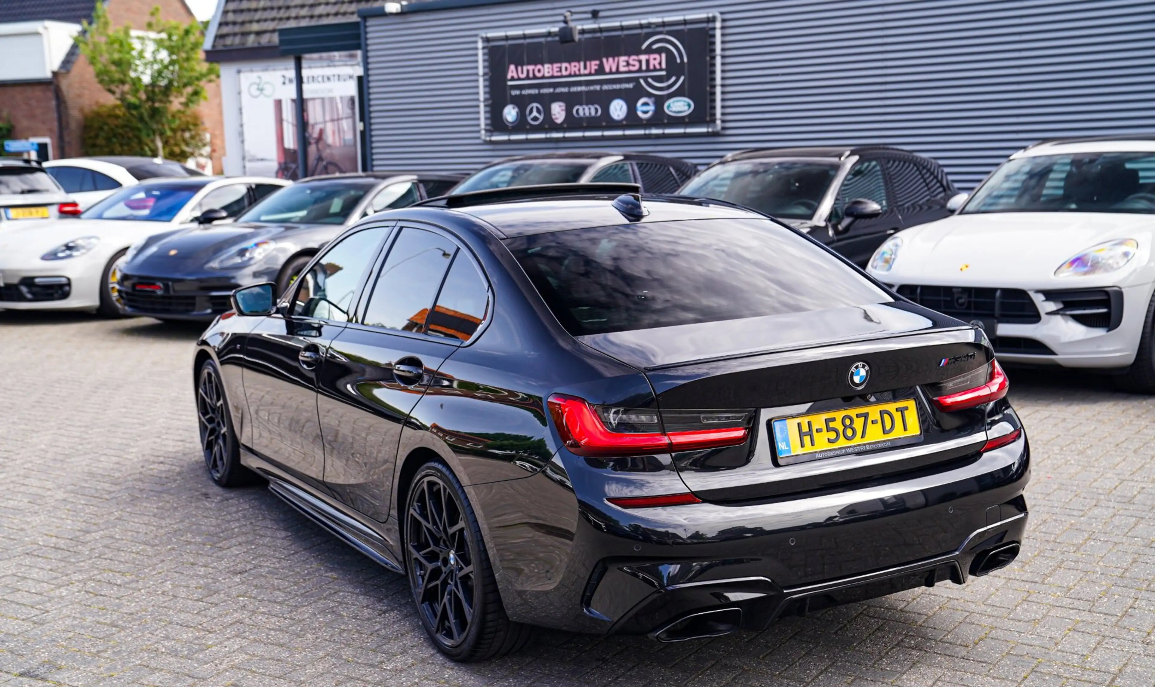 BMW 340 3-serie M340i xDrive High Executive Edition | Harm — photo 15