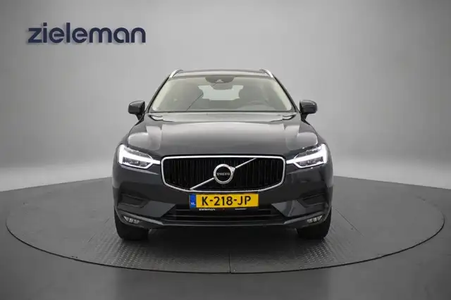 Volvo XC60 view 15