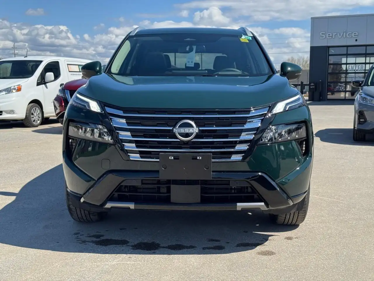 Nissan Rogue снимка Nissan Rogue