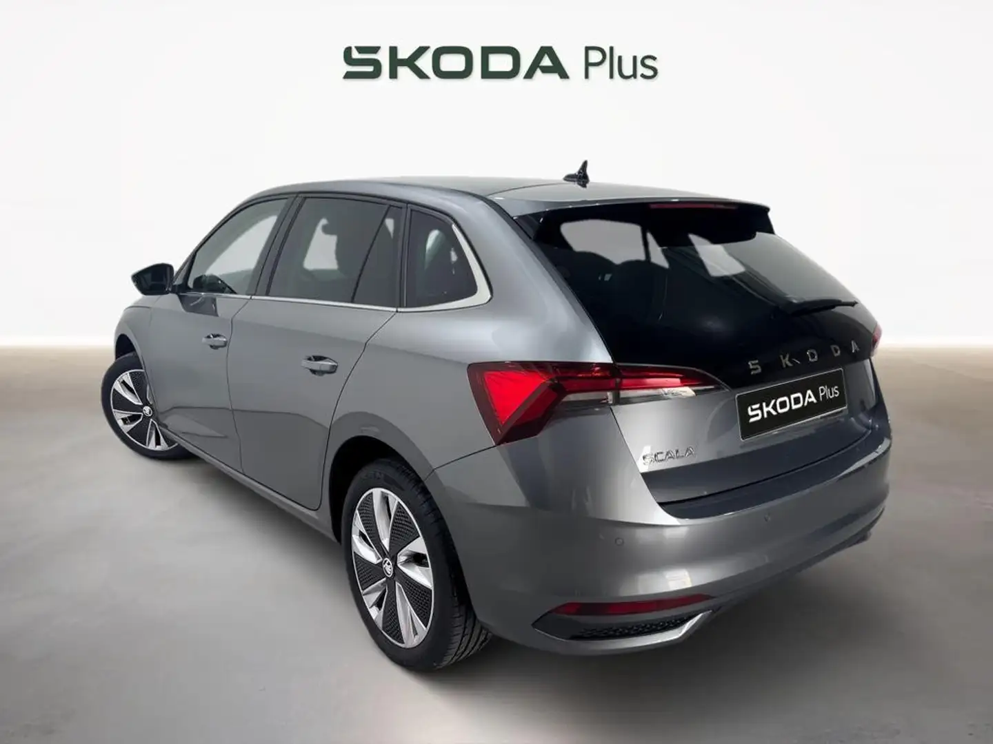 Skoda Scala 1.0 TSI Selection DSG 85kW Gris - 2