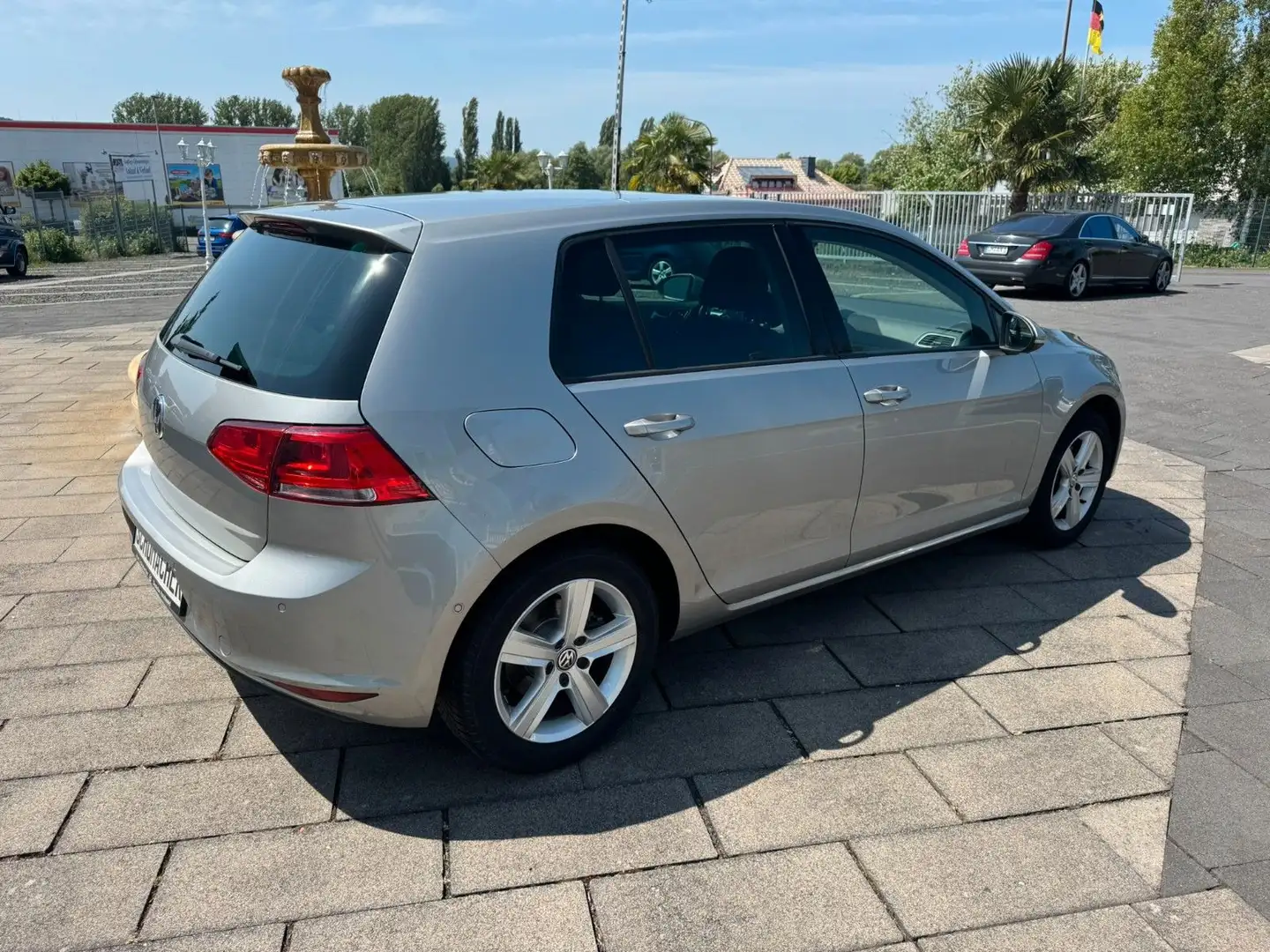 Volkswagen Golf 7 1.4TSI Comfortline BMT Garantie+TÜV neu! Argento - 2