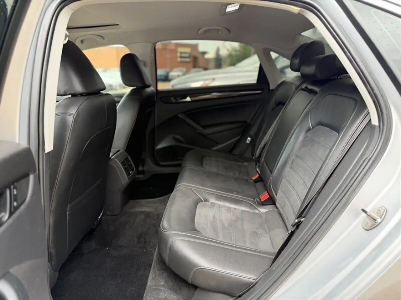 Volkswagen Passat снимка Volkswagen Passat
