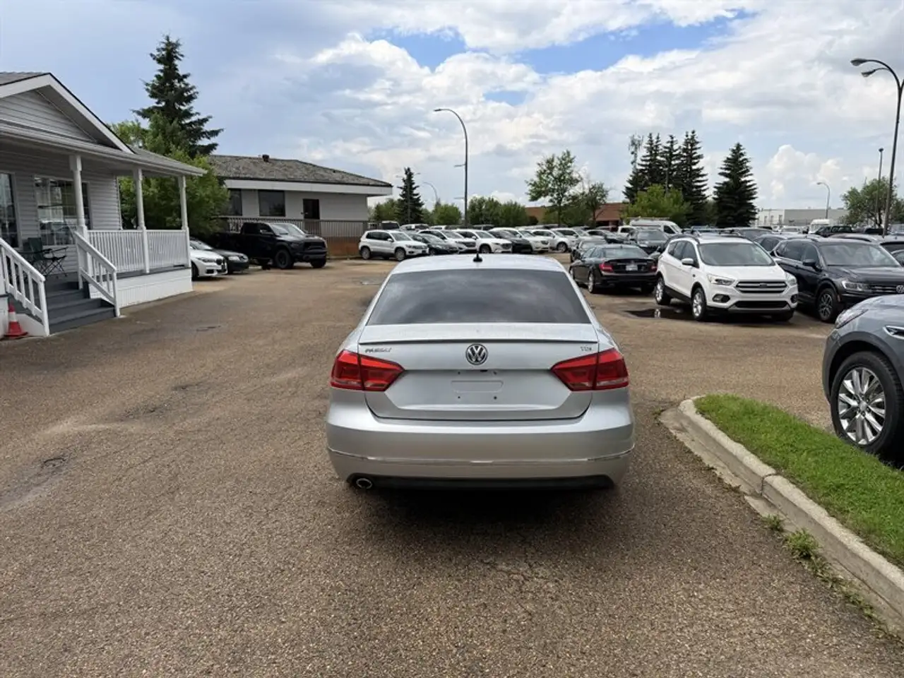 Volkswagen Passat снимка Volkswagen Passat