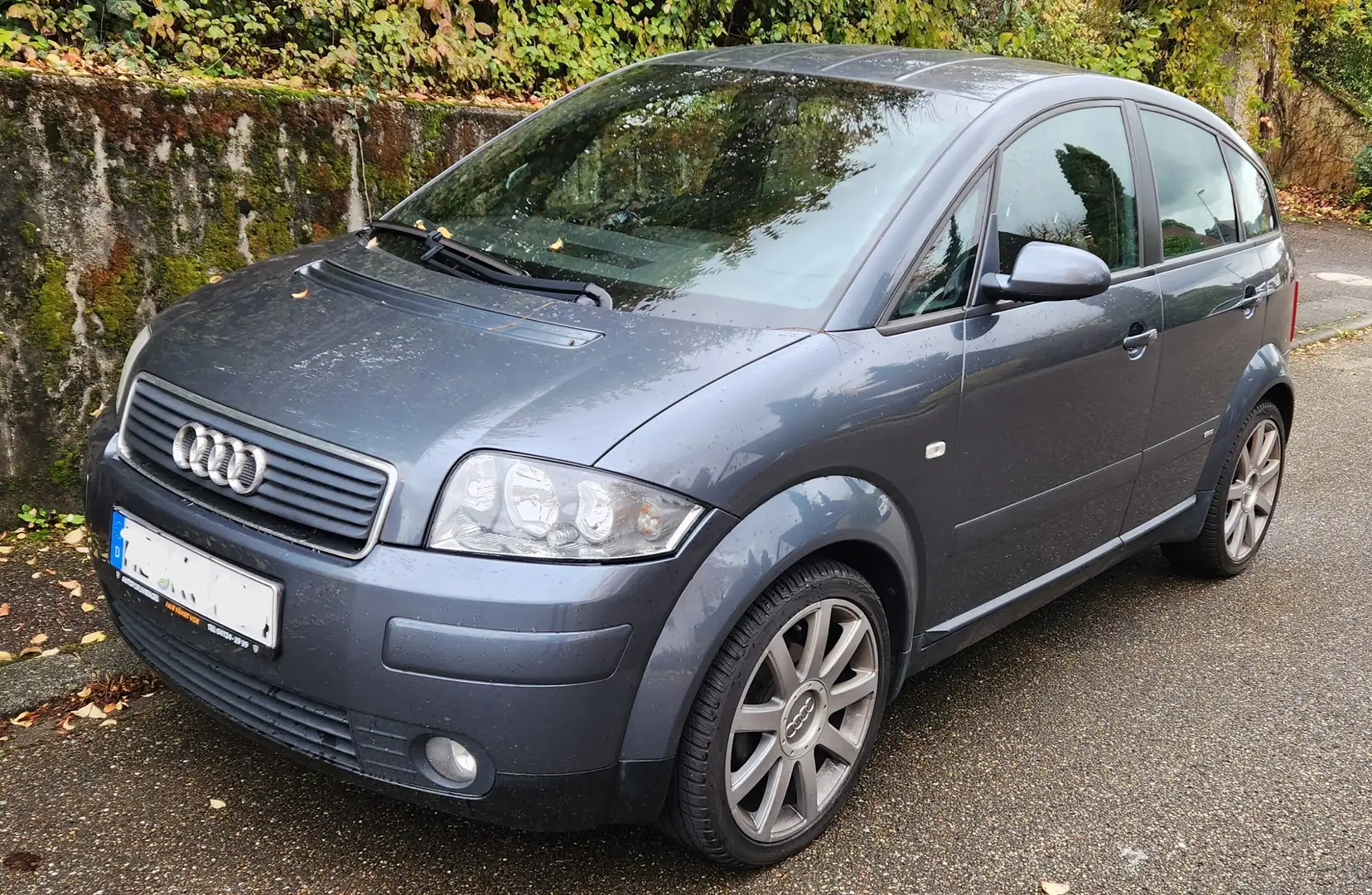 Audi A2 A2 1.4 TDI S-Line BOSE FIS Grau - 1