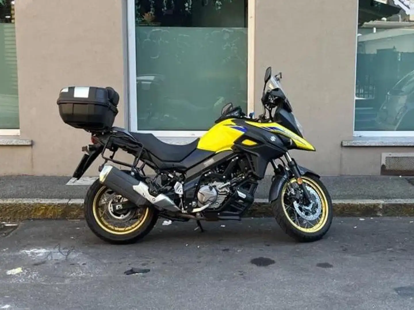 Suzuki V-Strom 650 XT Jaune - 1