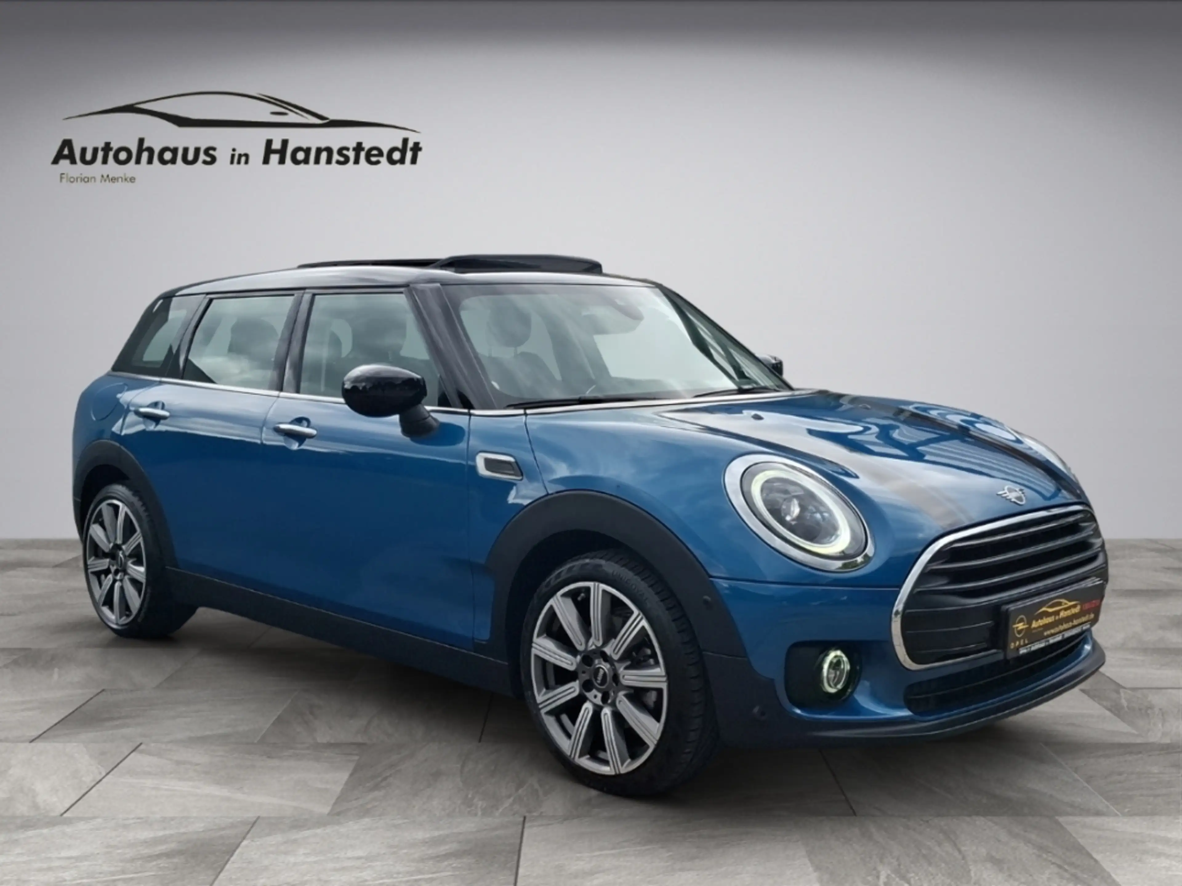 MINI Cooper Clubman 1.5 Classic Trim 136PS 7-AT LED Panorama Winterrei — photo 8