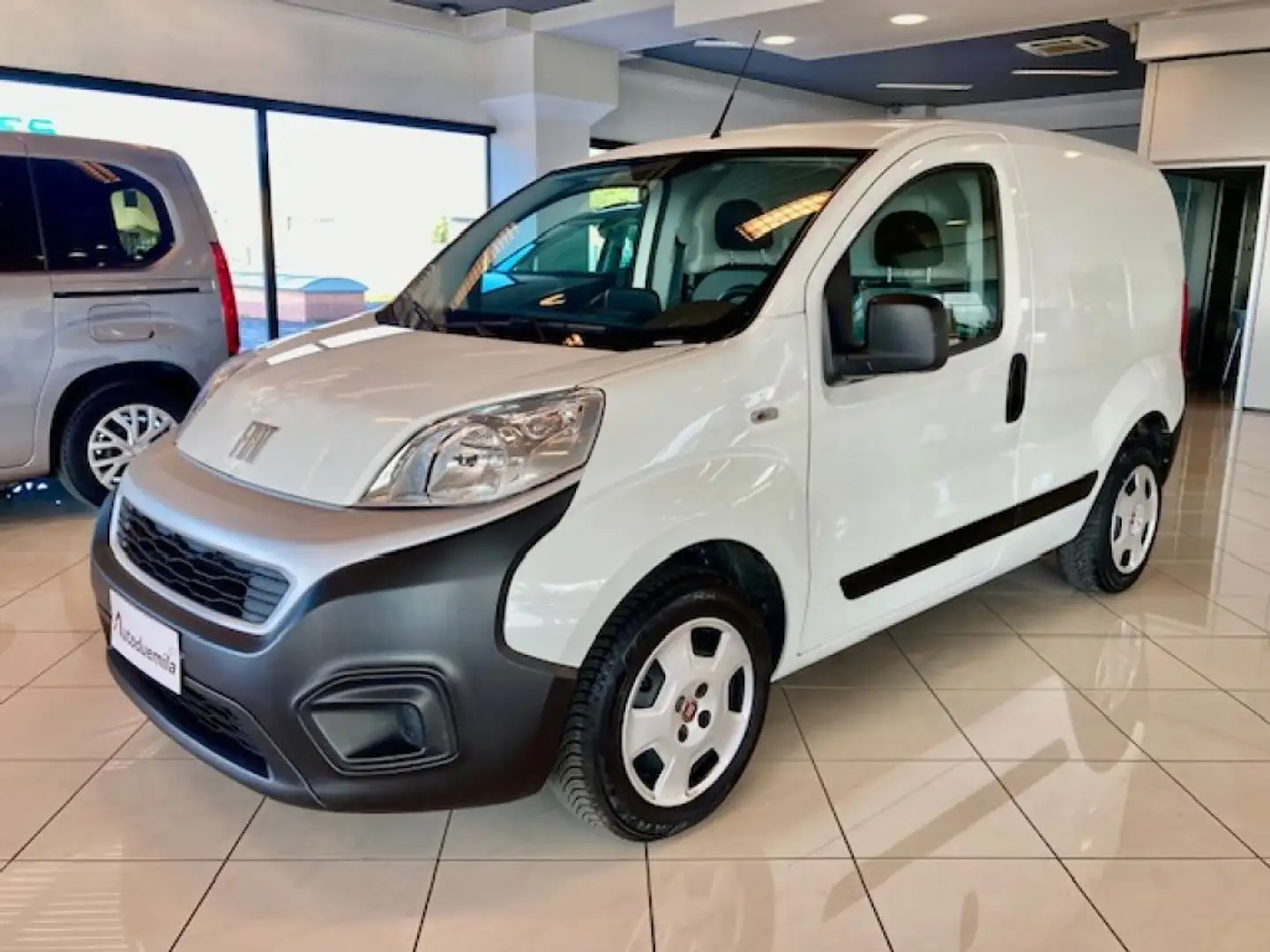 Fiat Fiorino 1.3 MJT 95CV Cargo SX Apple Car Play  IVA ESPOSTA Bianco - 1
