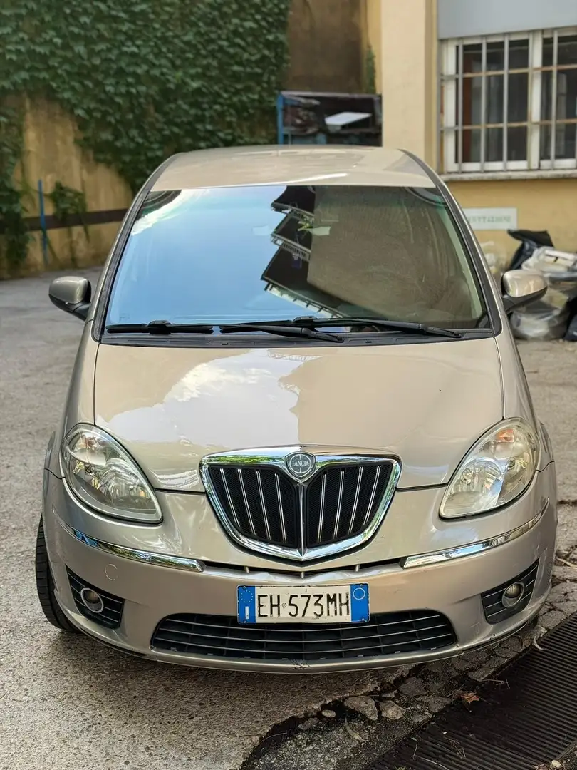 Lancia MUSA 1.3 mjt Poltrona Frau 90cv - 1