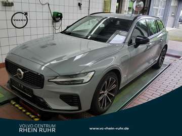 T8 Twin Engine AWD Plus Dark+WINTERPAK+RFK+