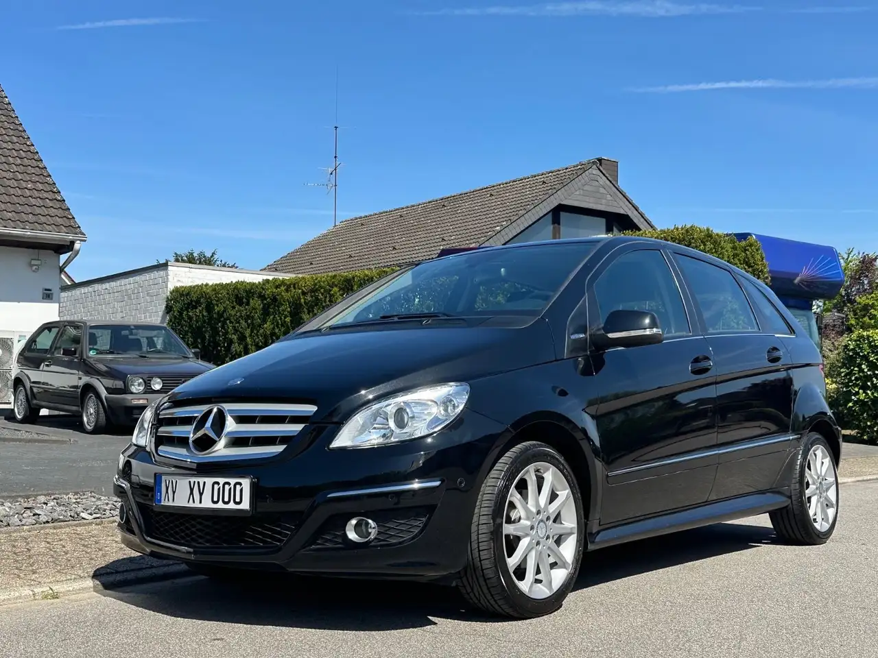 Mercedes-Benz B 170