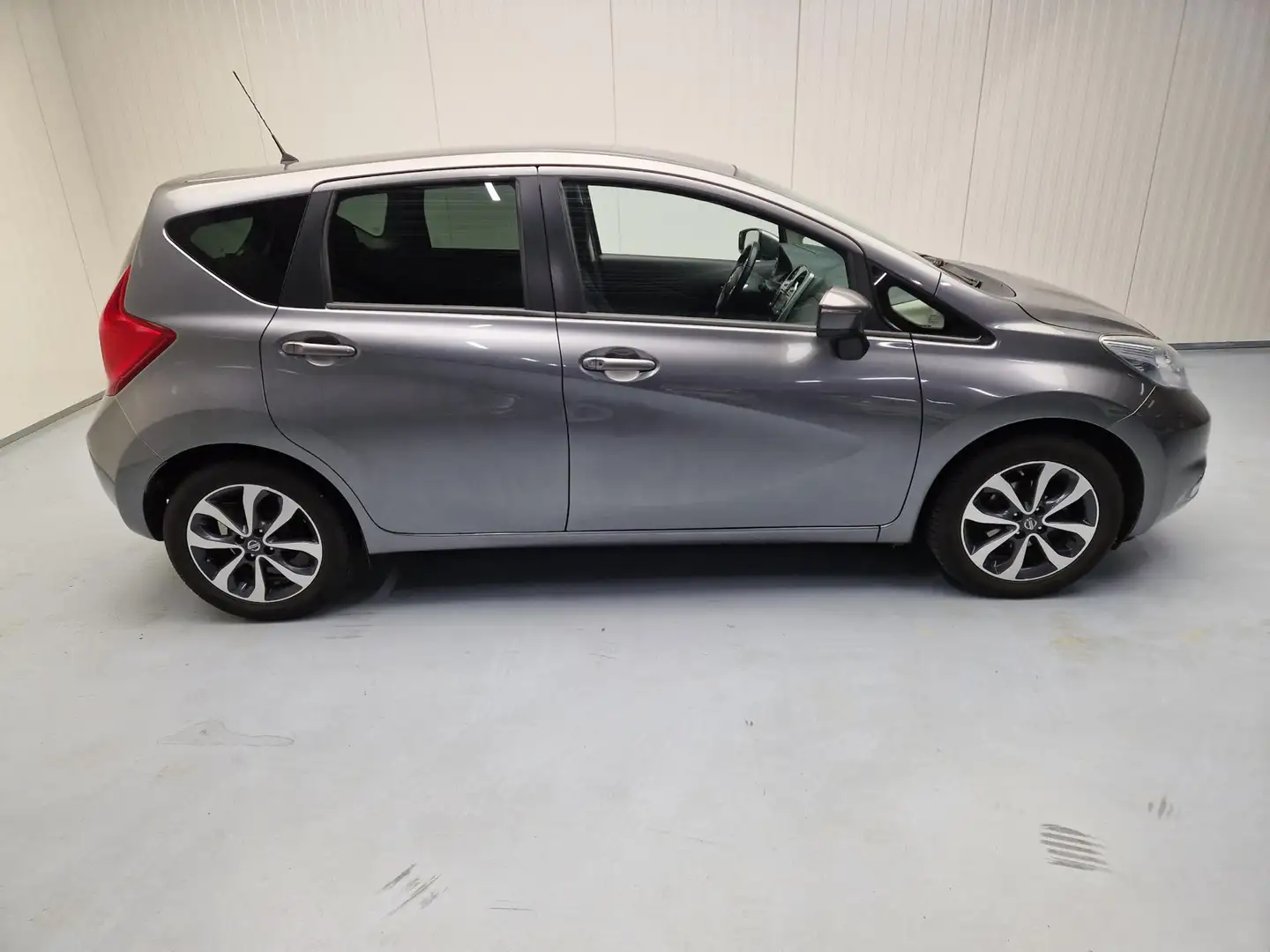 Nissan Note 1.2 DIG-S Automaat Connect Edition Navi Ecc Cruise Grey - 2