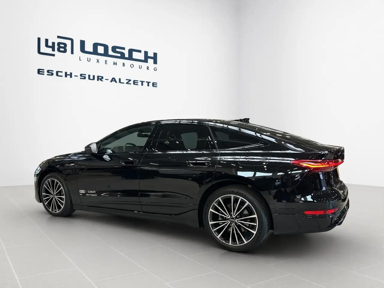 Audi A6 Sportback e-tron 5