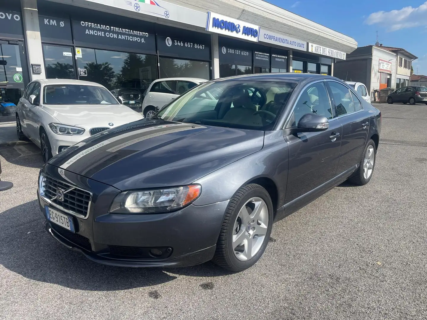 Volvo S80 S80 II 2006 2.4 d5 Executive 185cv auto Grigio - 1