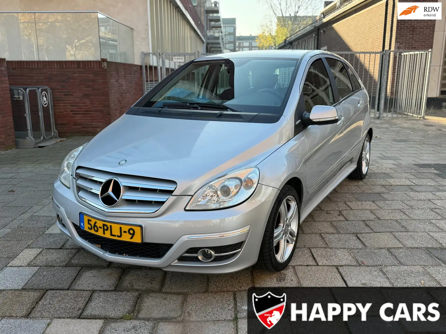 Mercedes-Benz B 180 BlueEFFICIENCY Business CLass, APK Grijs - 1