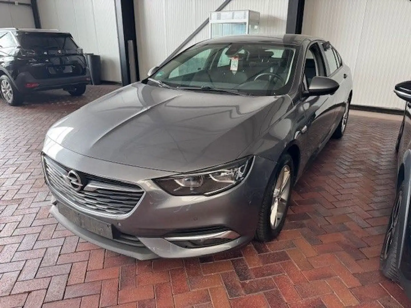 Opel Insignia B Grand Sport Edition Grau - 1