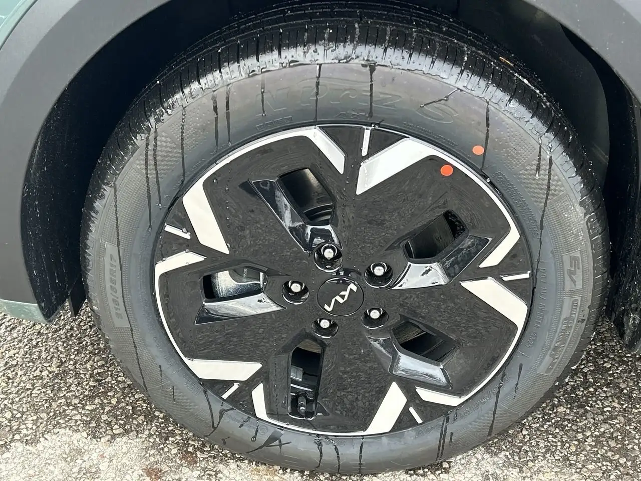 Kia Niro снимка Kia Niro