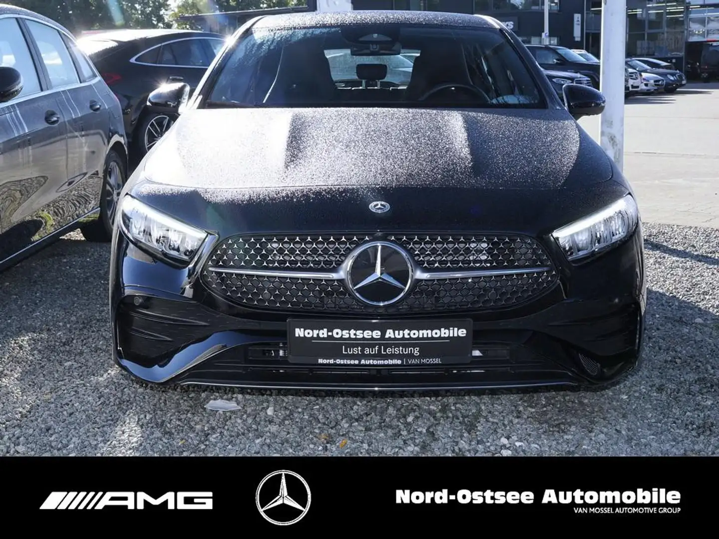 Mercedes-Benz A 200 AMG LED KLIMA KAMERA SITZHZG Noir - 2