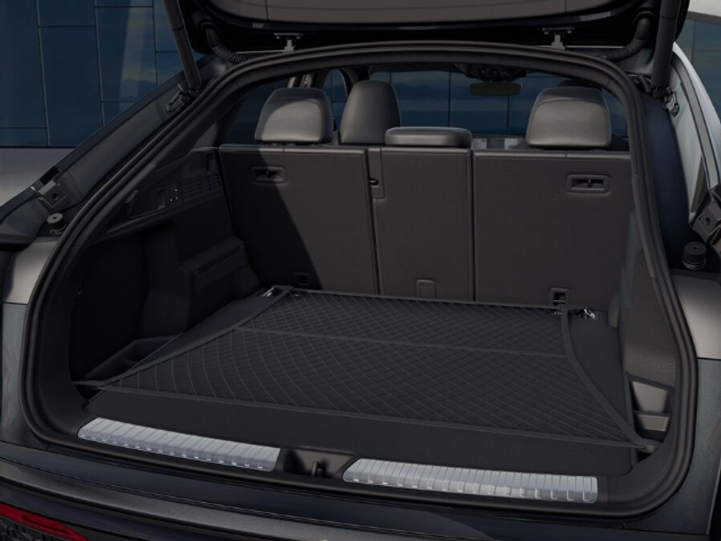 Audi Q5 SUV TDI quattro S line Luftfahrwerk HUD PANO AH — photo 11