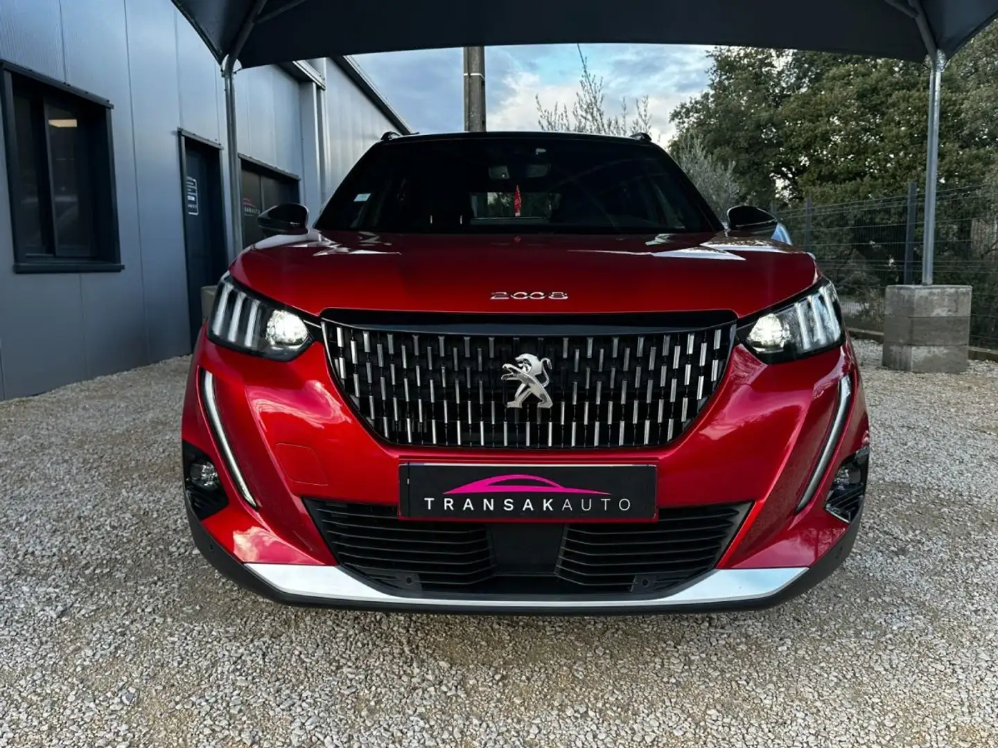 Peugeot 2008 1.2L 130ch BVM6 GT Line / Distribution Faite / CarPlay Rouge - 2