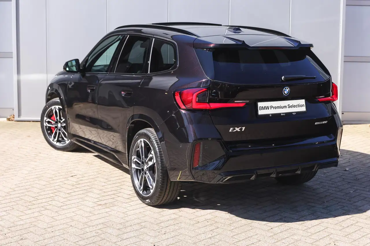 BMW iX1 2026
