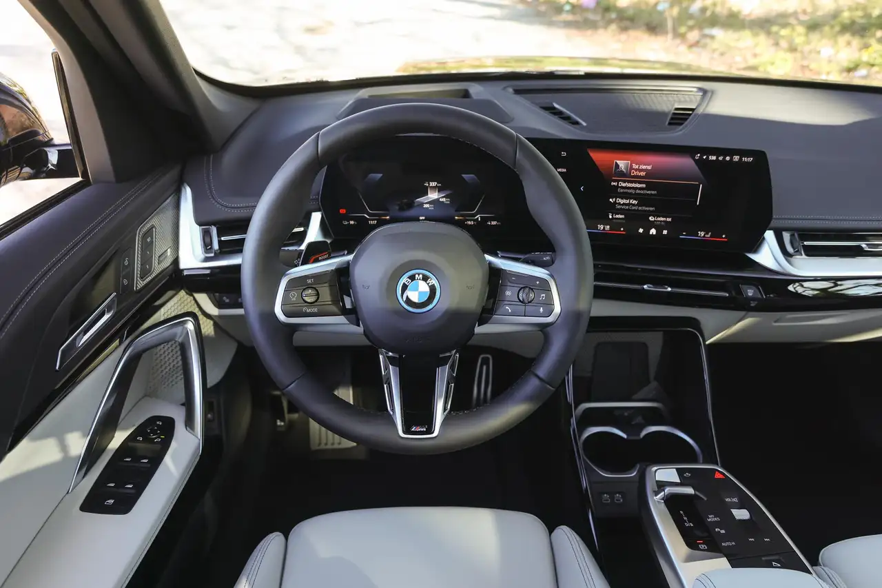 BMW iX1 2026