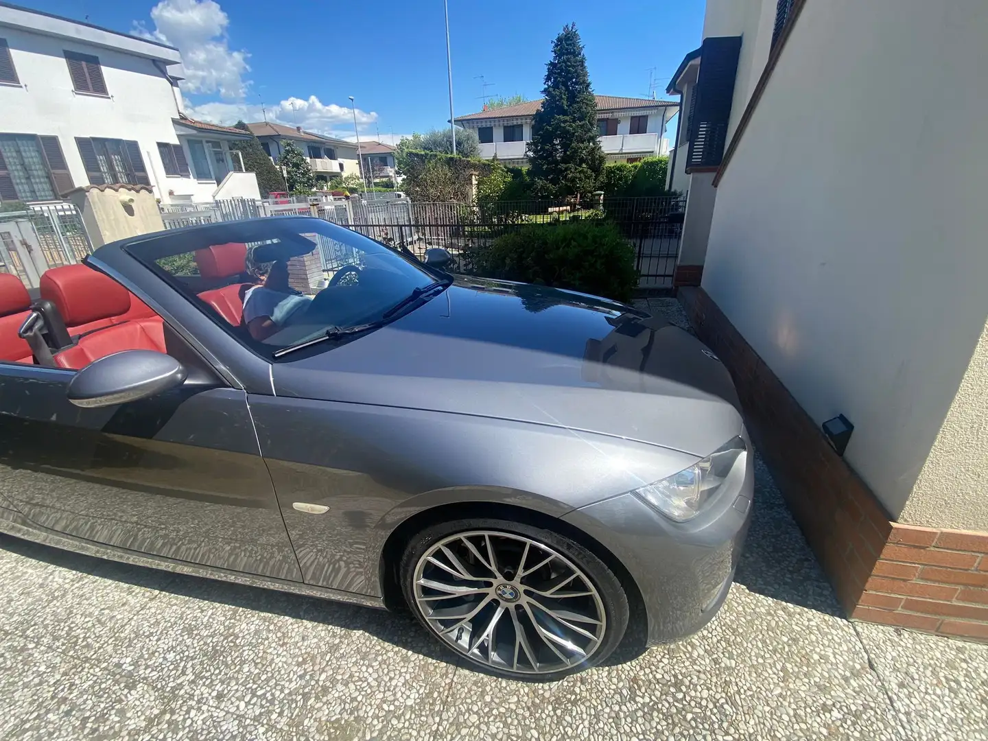 BMW 335 335i Cabrio Msport 306cv Stříbrná - 1