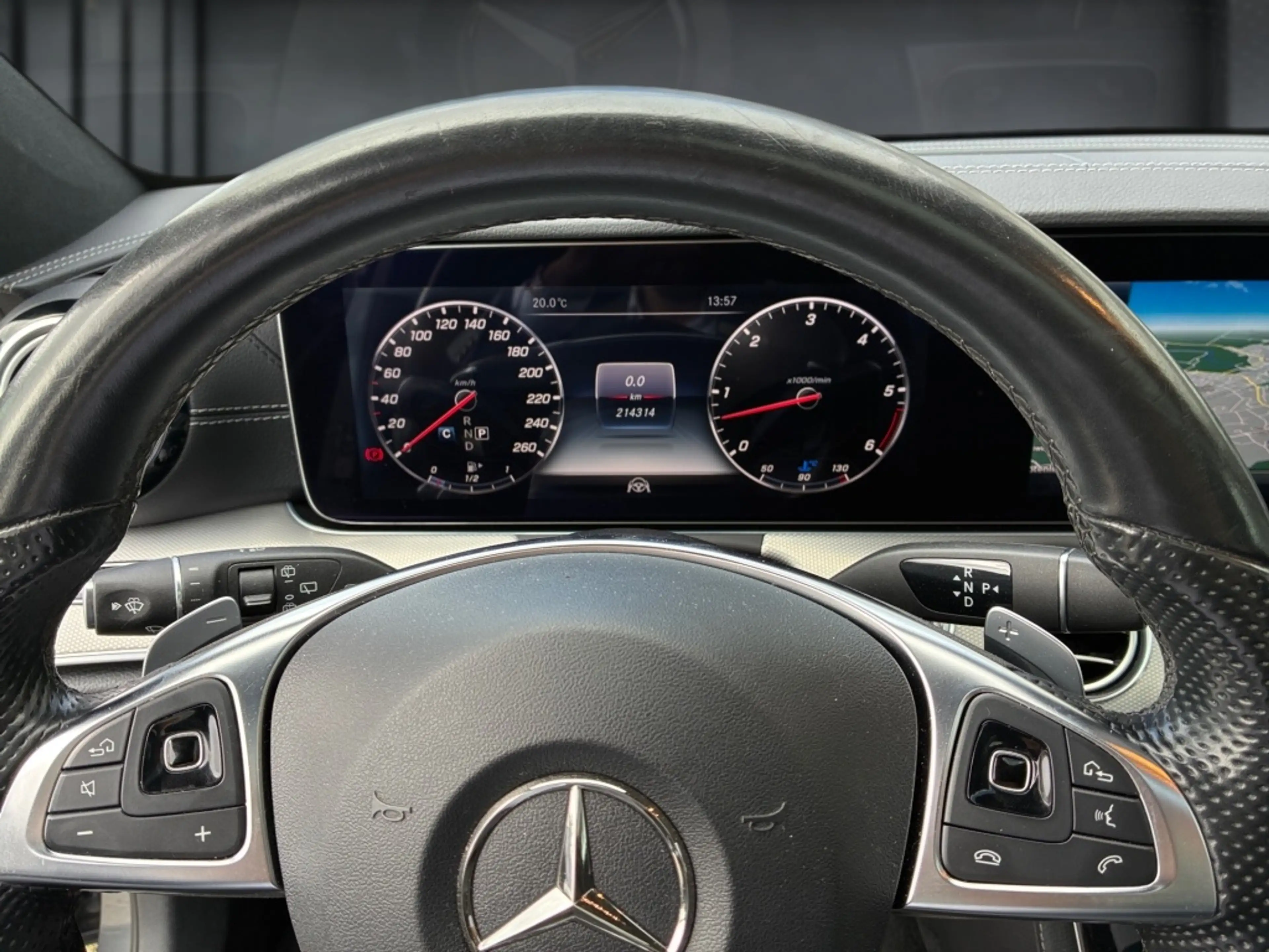 Mercedes-Benz E 350 d 4M T AMG+NIGHT+DISTRONIC+AHK+MBEAM+COMAN — photo 8