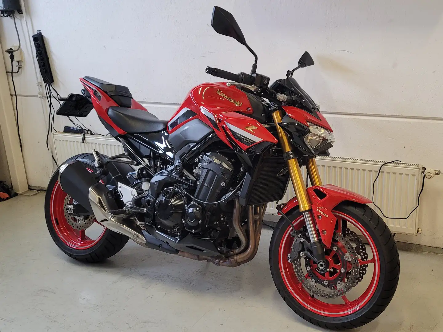 Kawasaki Z 900 50th Anniversary Edition ABS Rot - 2