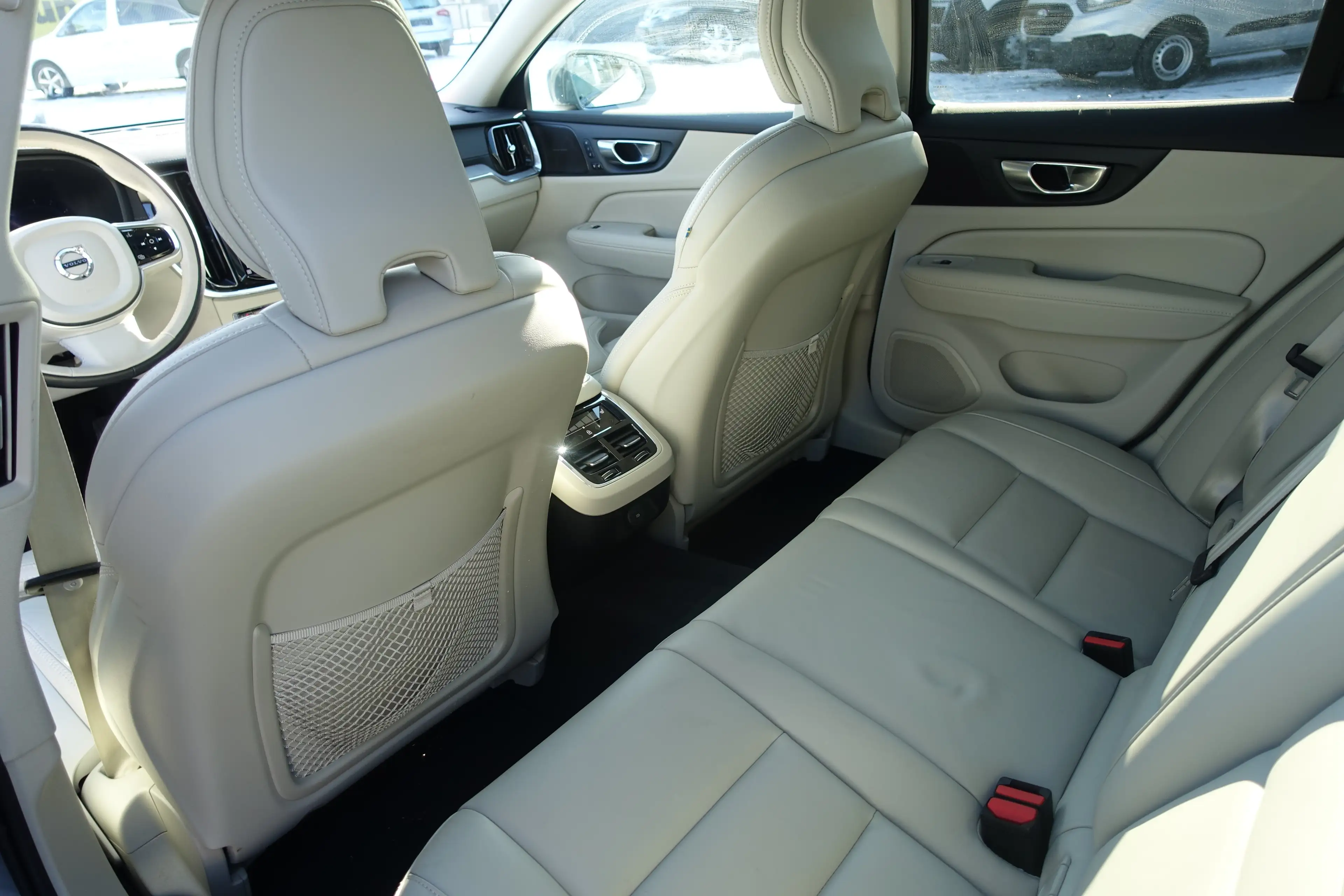 Volvo V60 Cross Country Ultimate AWD Geartronic Vollaus. leasingfähig — photo 14