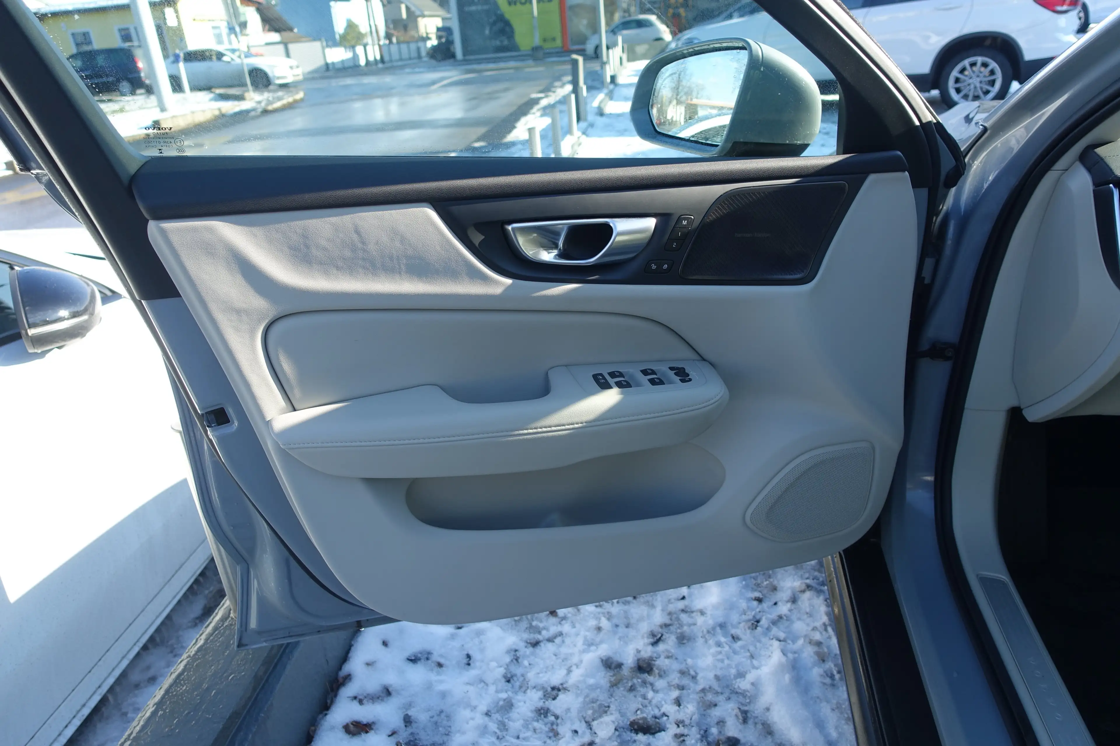Volvo V60 Cross Country Ultimate AWD Geartronic Vollaus. leasingfähig — photo 13