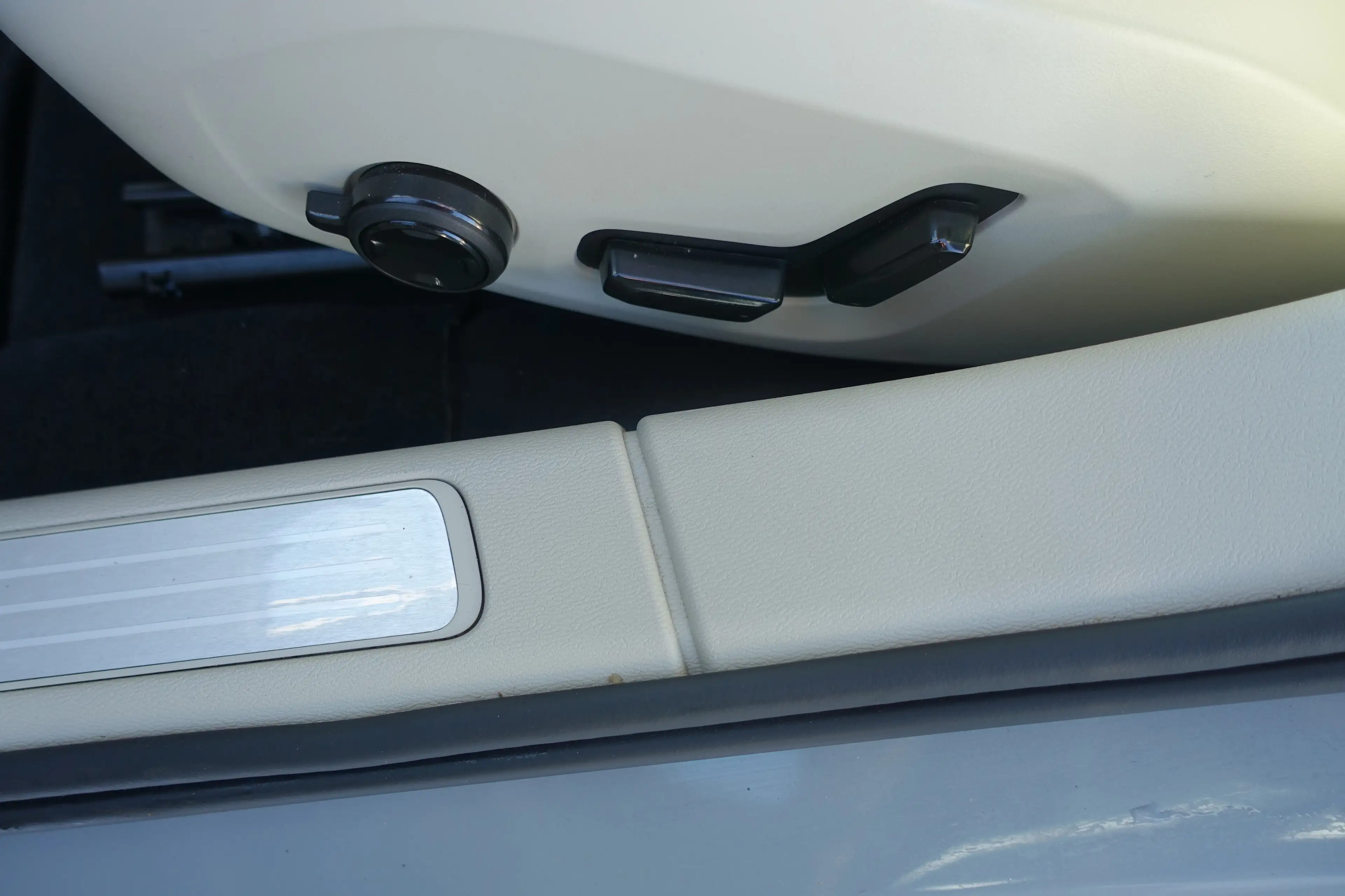 Volvo V60 Cross Country Ultimate AWD Geartronic Vollaus. leasingfähig — photo 8