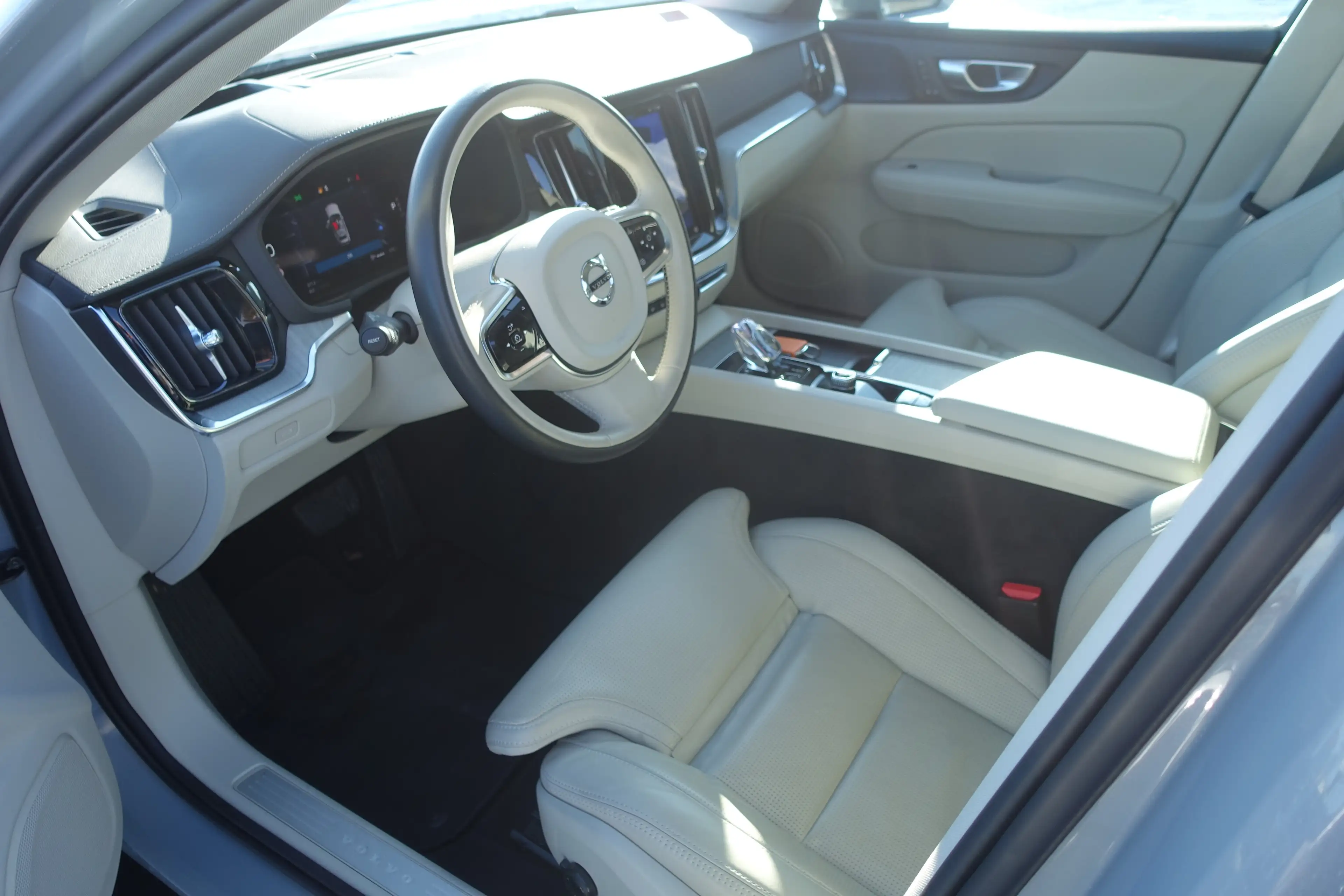 Volvo V60 Cross Country Ultimate AWD Geartronic Vollaus. leasingfähig — photo 7