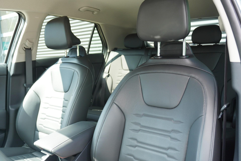 Kia e-Niro EV 204pk Edition Advanced 64.8 kWh | Stoel / Stuur — photo 4