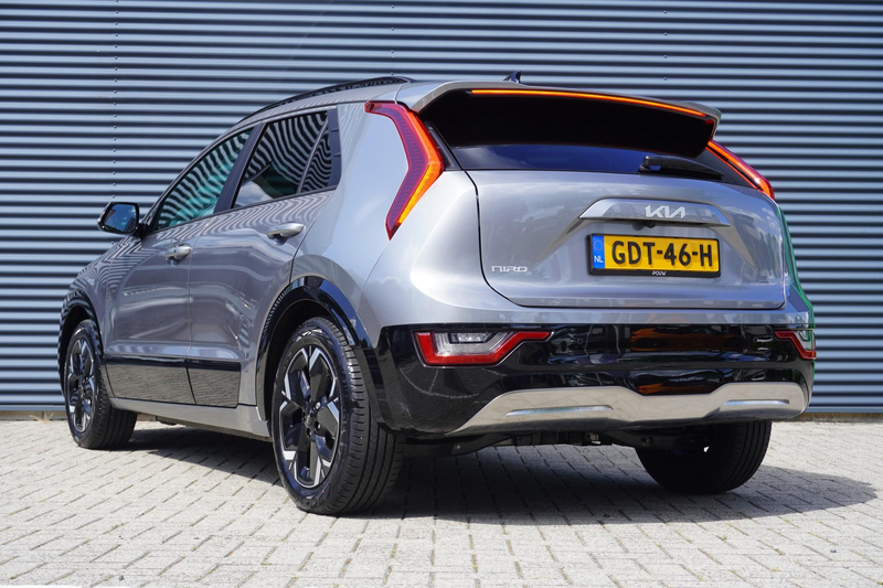 Kia e-Niro EV 204pk Edition Advanced 64.8 kWh | Stoel / Stuur — photo 11