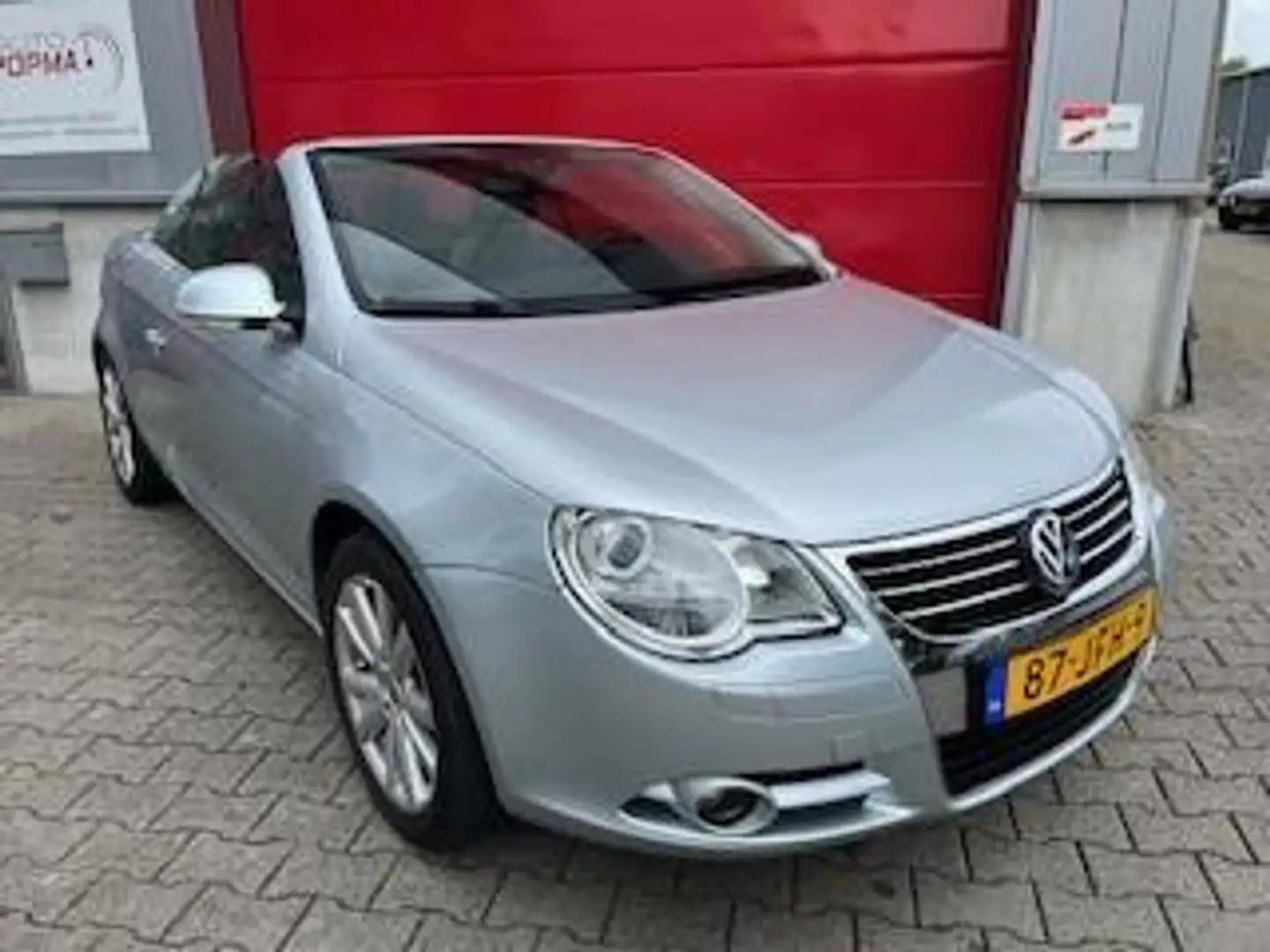 Volkswagen Eos 2.0-16v FSI 150pk Cabriolet met schuifdak !! / Tre Grijs - 1